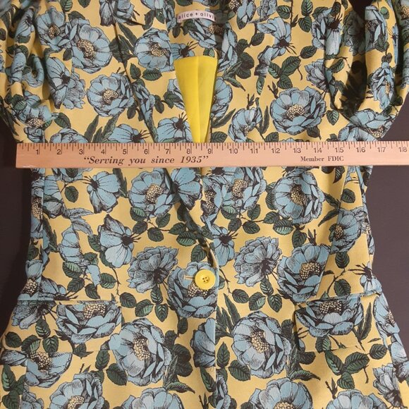 ALICE + OLIVA MACEY NOTCH COLLAR FITTED FLORAL BLAZER SIZE 6 - Picture 11 of 16